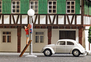 Busch - A-set: Plakataufhangerin H0 (2/21) * - BU7908 - modelbouwsets