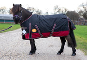 G-Horse | Outdoor Regen/Winter deken | 0 gram | 105 cm | Zwart/rood