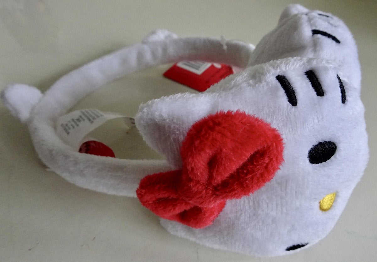 Witte oorwarmers van Hello Kitty
