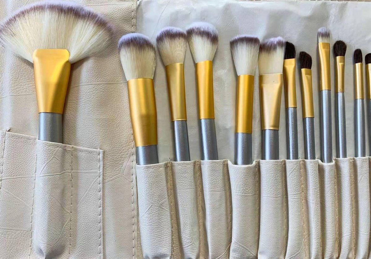 Professoinele Make-up kwastenset 24 delig. Beige-Goud