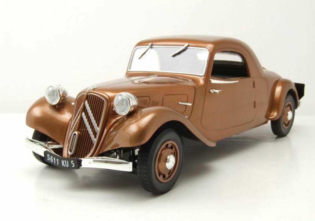 Citroën Traction Avant Coupé 11B 1939 - 1:18 - Norev