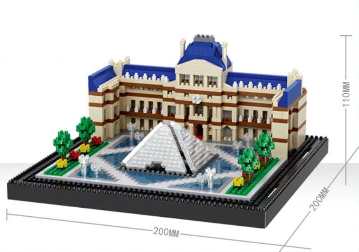 Nano blocks Louvre
