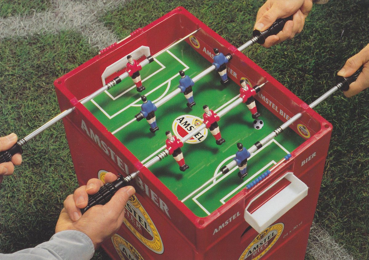 Tafelvoetbal spel Amstel kratje