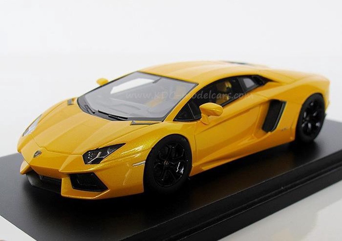 FUJIMI 1:43 Lamborghini Aventador LP 700-4 - 2011