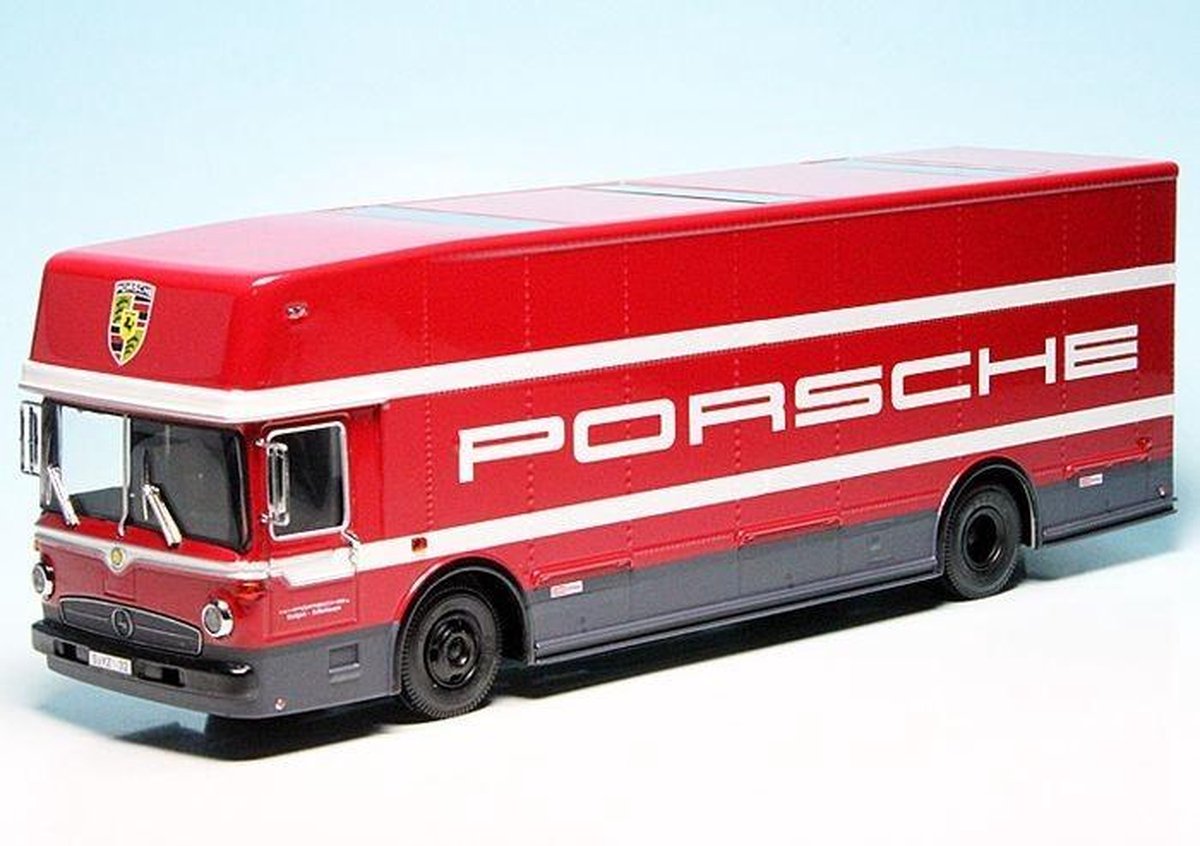 Mercedes-Benz Renntransporter ''Porsche - 1:43 - Schuco