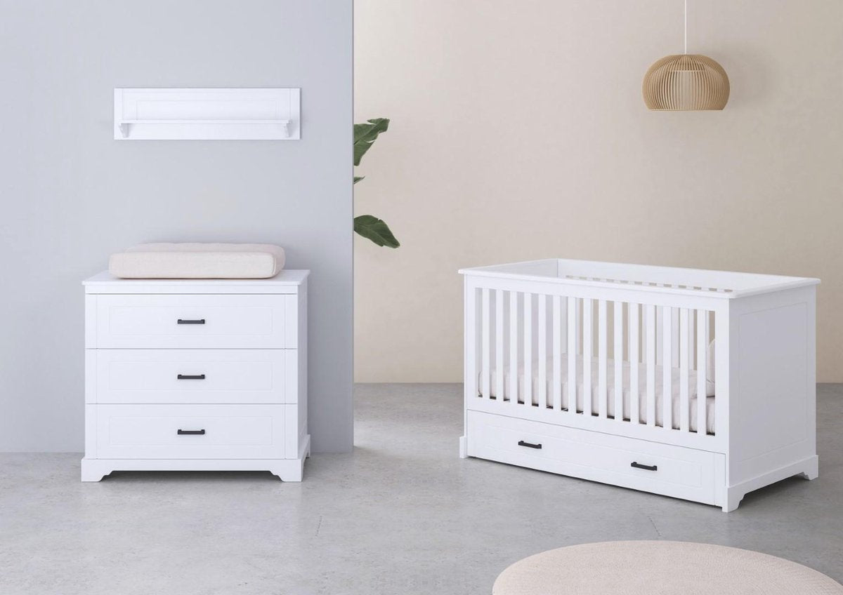 Cabino Babykamer Malibu 2-delig - Babybed & Commode - Verstelbare bodem - Wit