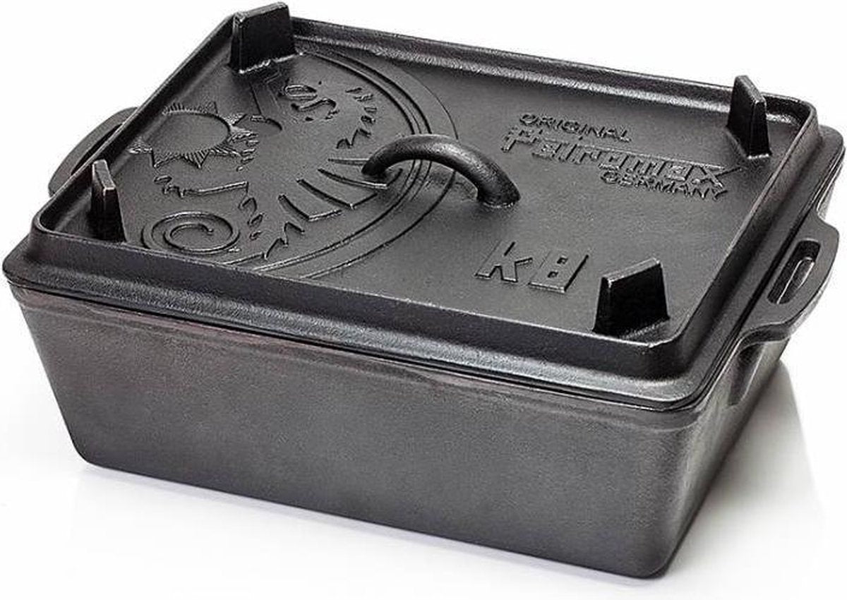 Gietijzeren Casserole / brood pan K8