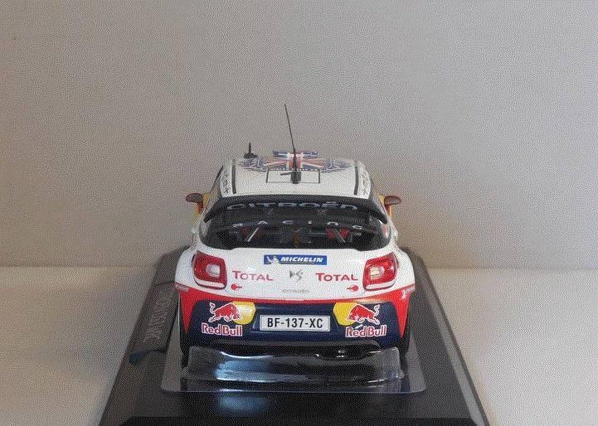 Citroen DS3 WRC Rallye de Grande-Bretagne 2011 schaal 1:18
