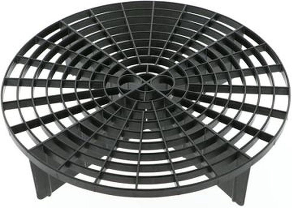 Grit guard 23