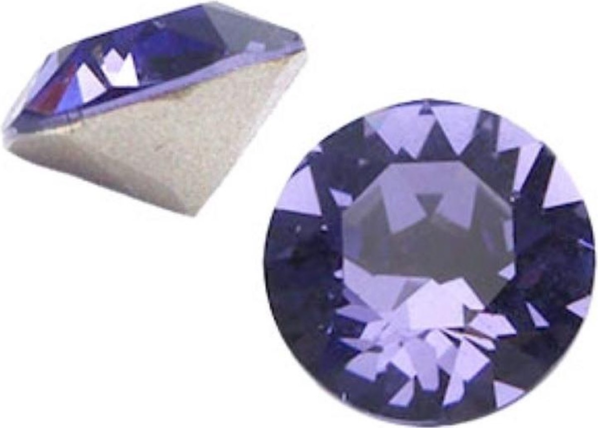 Swarovski ss29 (6 mm) Tanzanite