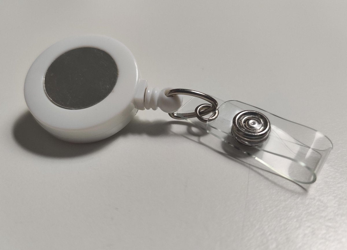 Kunststof Yoyo Sleutelhanger Pashouder - Roller Clip - Trekkoord - Skipashouder - Wit - 80 cm