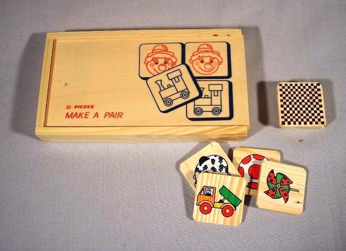 Make a Pair Clown