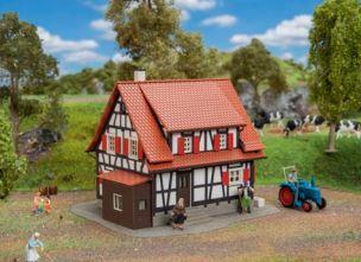 Faller - Half-timbered house - FA131523 - modelbouwsets