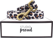 Studio Proud - Hondenriem - Tijgerprint  - bronskleurige accenten - maat S - deze uitlaariem is perfect te combineren met bijpassende poepzakjeshouder