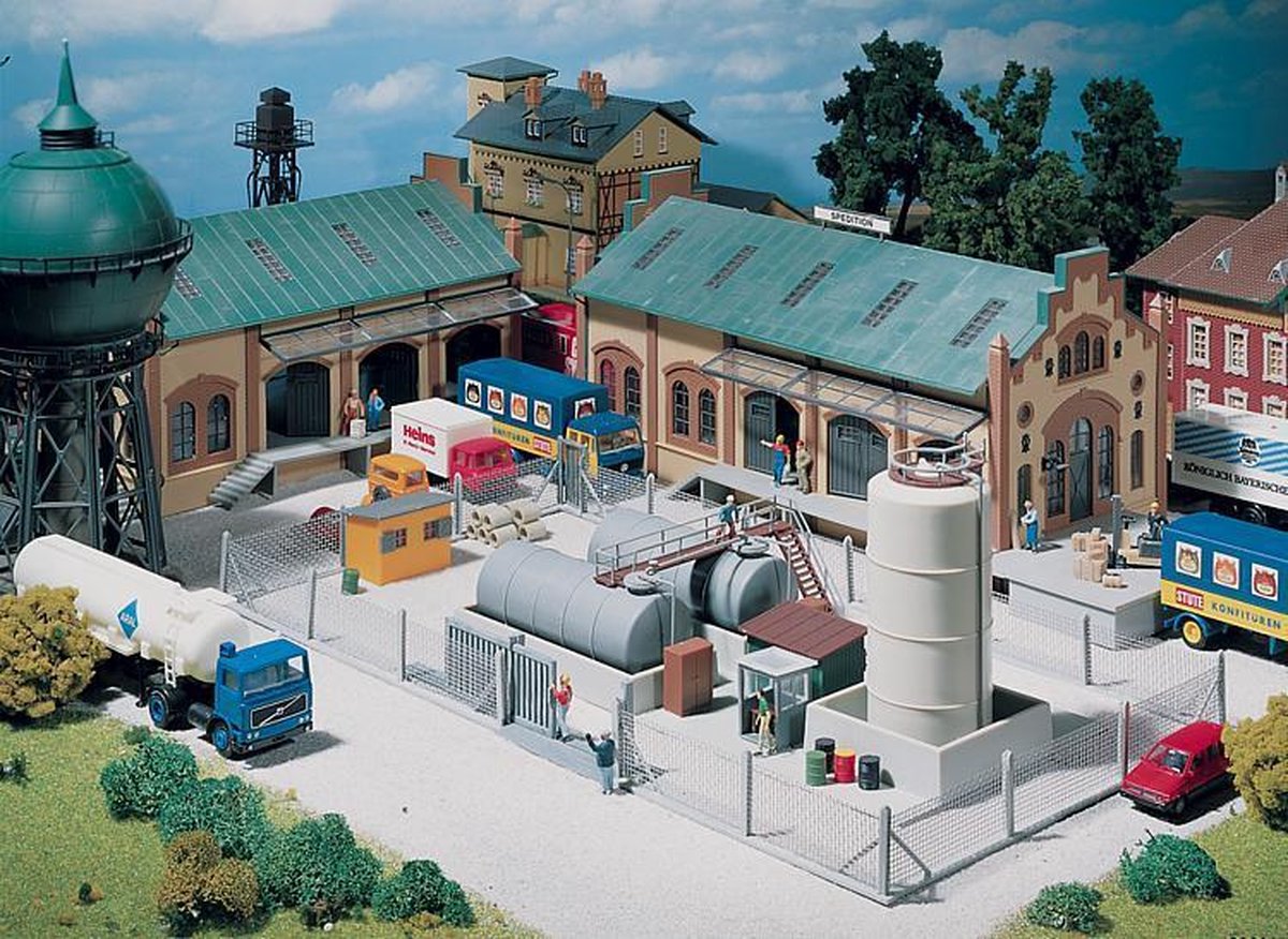 Faller - Ijzeren industrie-omheining