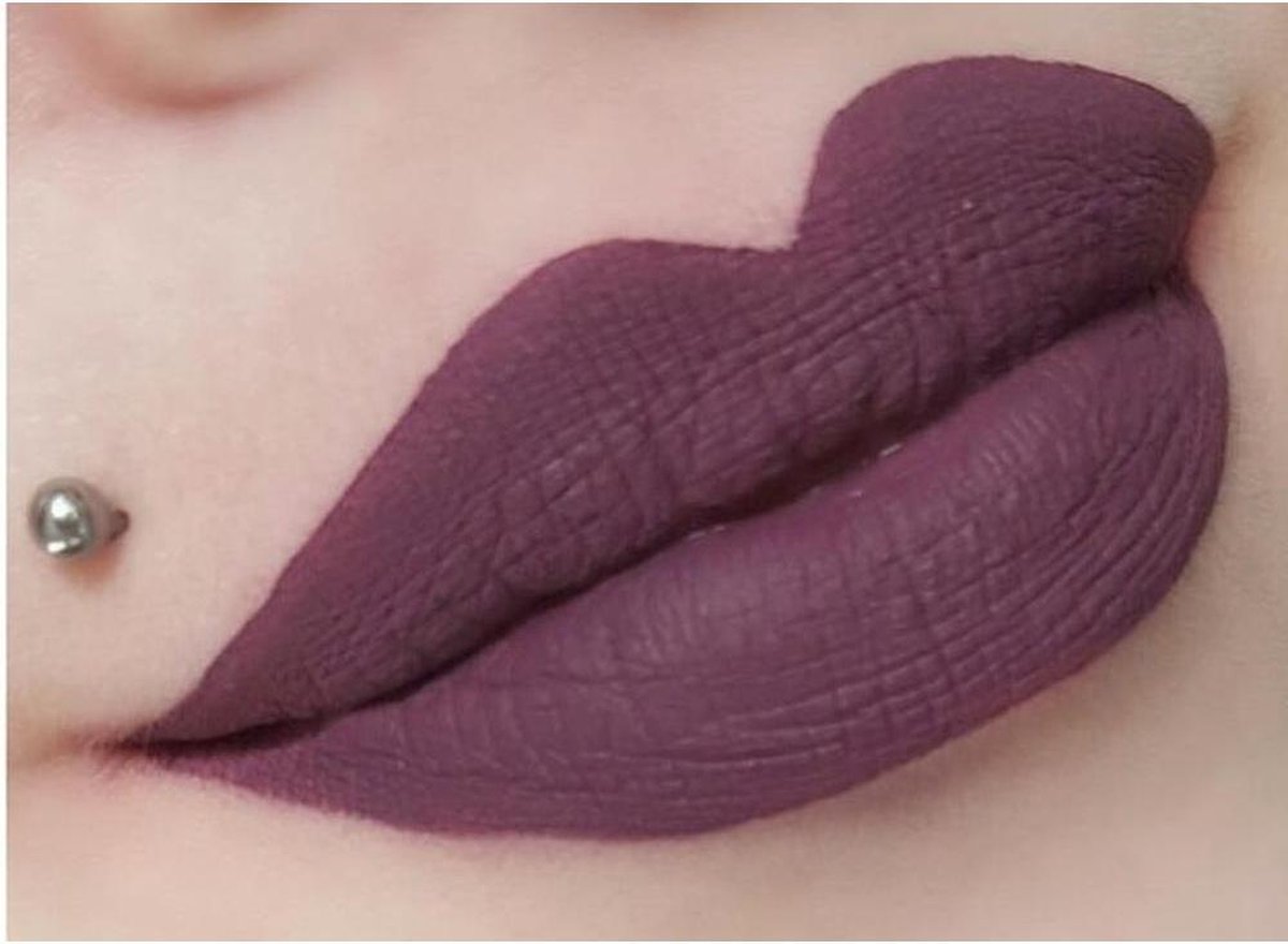 VE Cosmetics Liquid Lipstick Witchcraft Vegan