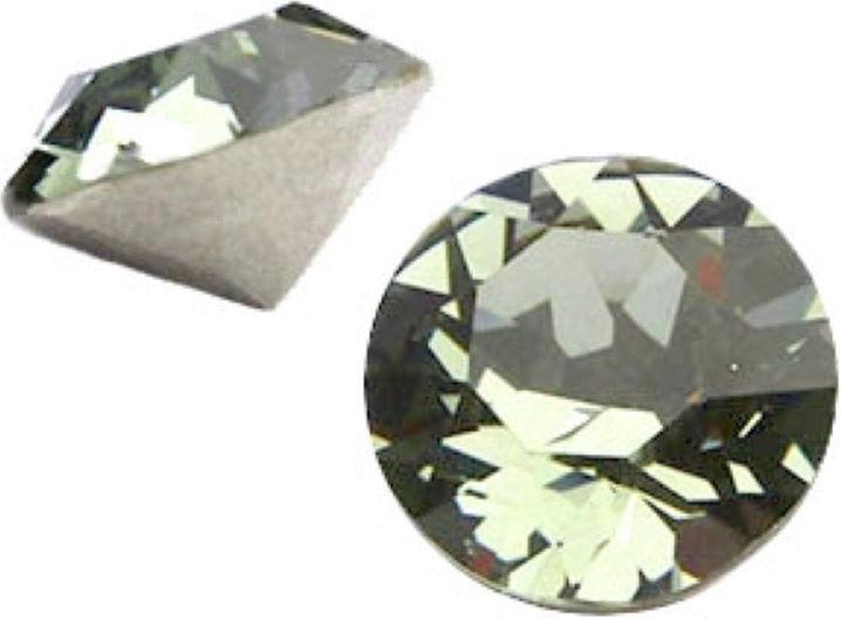 Swarovski ss29 (6 mm) Black Diamond