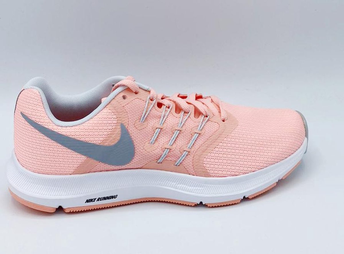 Wmns Nike Run Swift