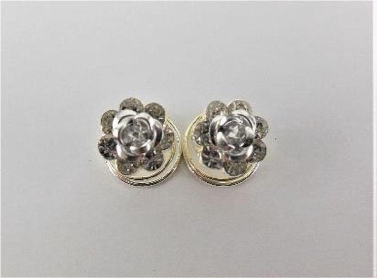 Curly's bloem met strass zilver.