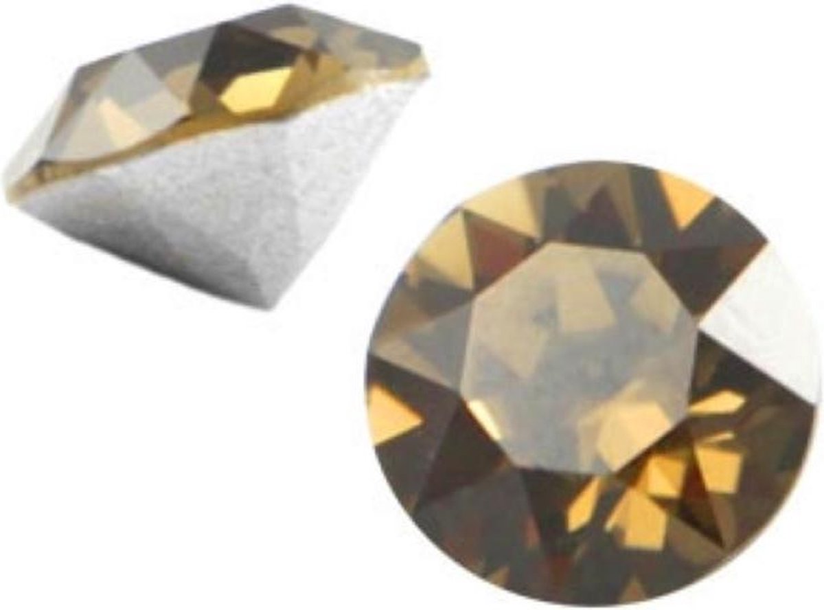 Swarovski ss29 (6 mm) Smoked Topaz