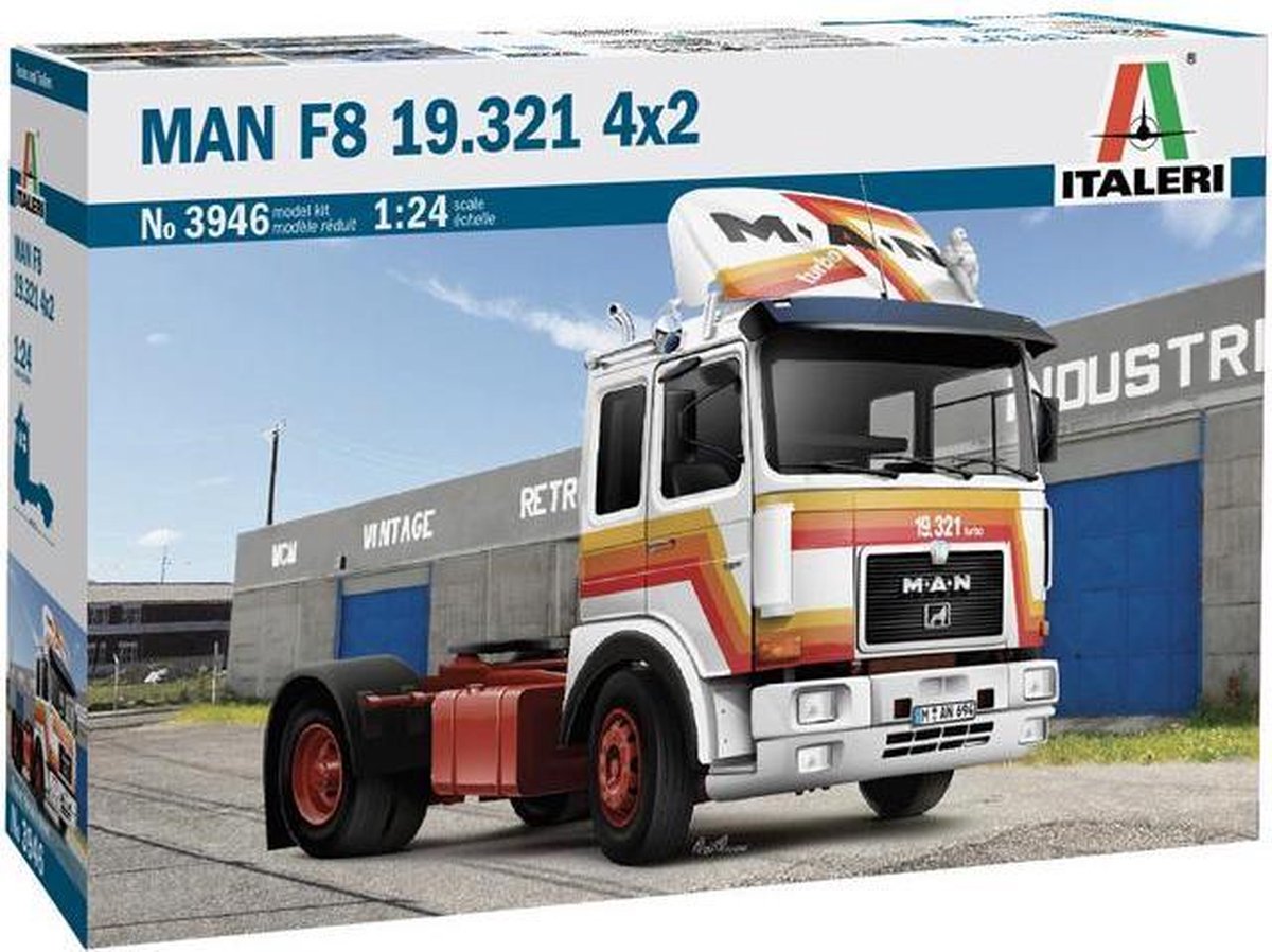 Italeri - Man F8 19