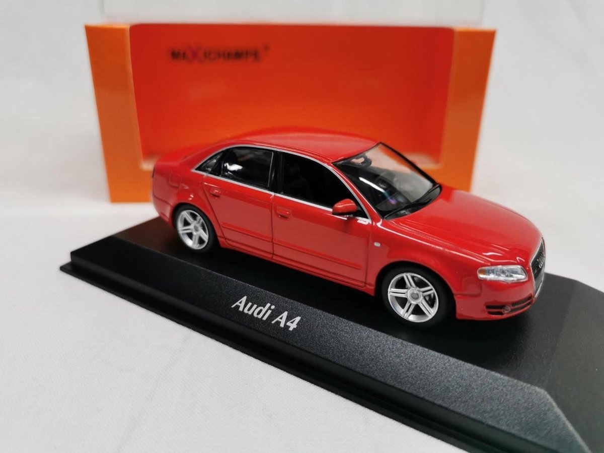 Audi A4 2004 Red