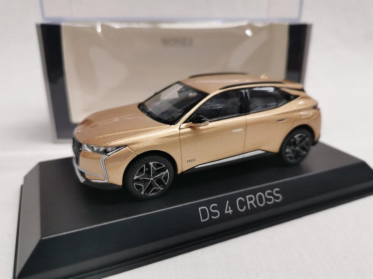 Citroen DS4 Cross 2021 Gold Metallic