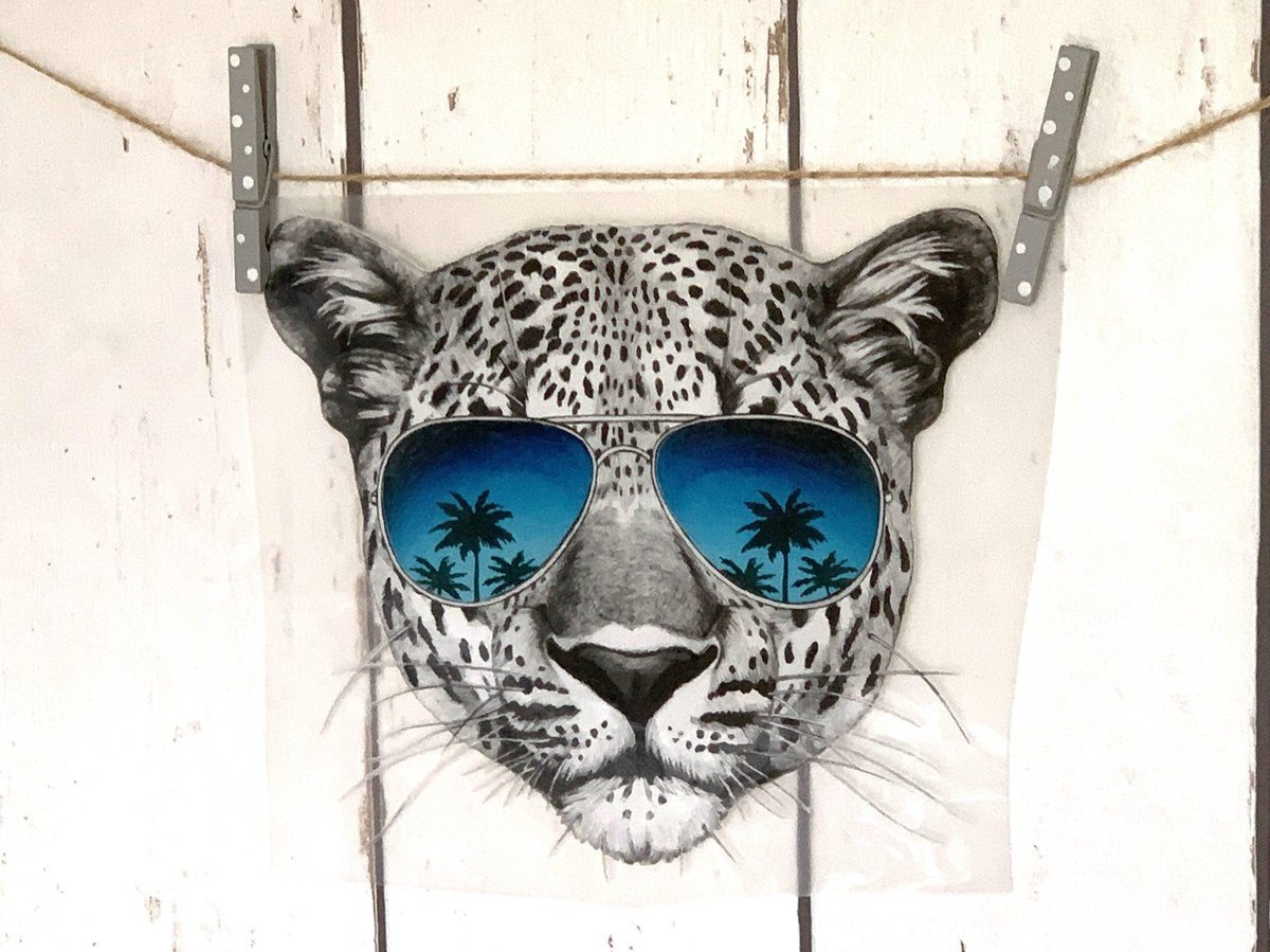 MixG | Grote Strijkapplicatie (20 x 22 cm) | Luipaard met zonnebril| Vrouw / Meisje
