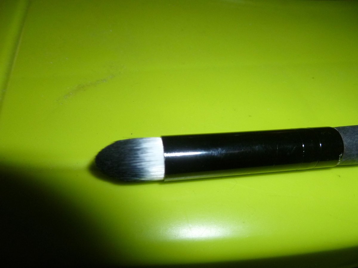 kwasten smudge brush eyeshadow wit zwart
