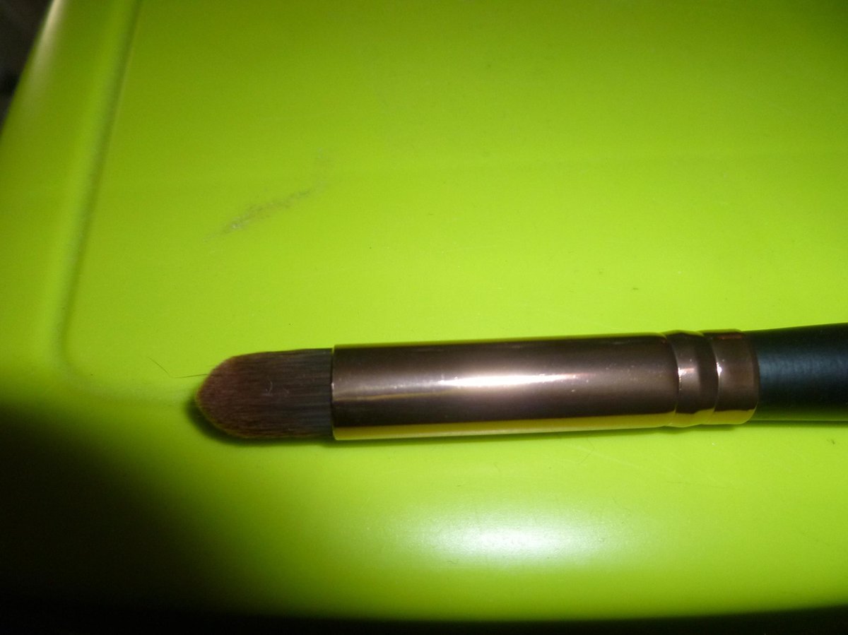 kwasten smudge brush eyeshadow rose