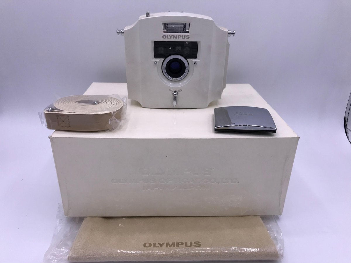 OLYMPUS ECRU COLLECTOR 35MM FILM CAMERA