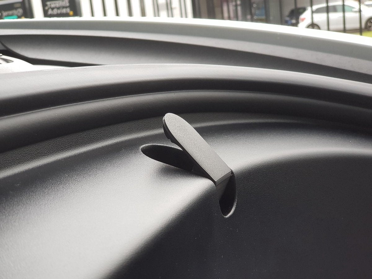 Tesla Model 3 Frunk hooks (set van 2)