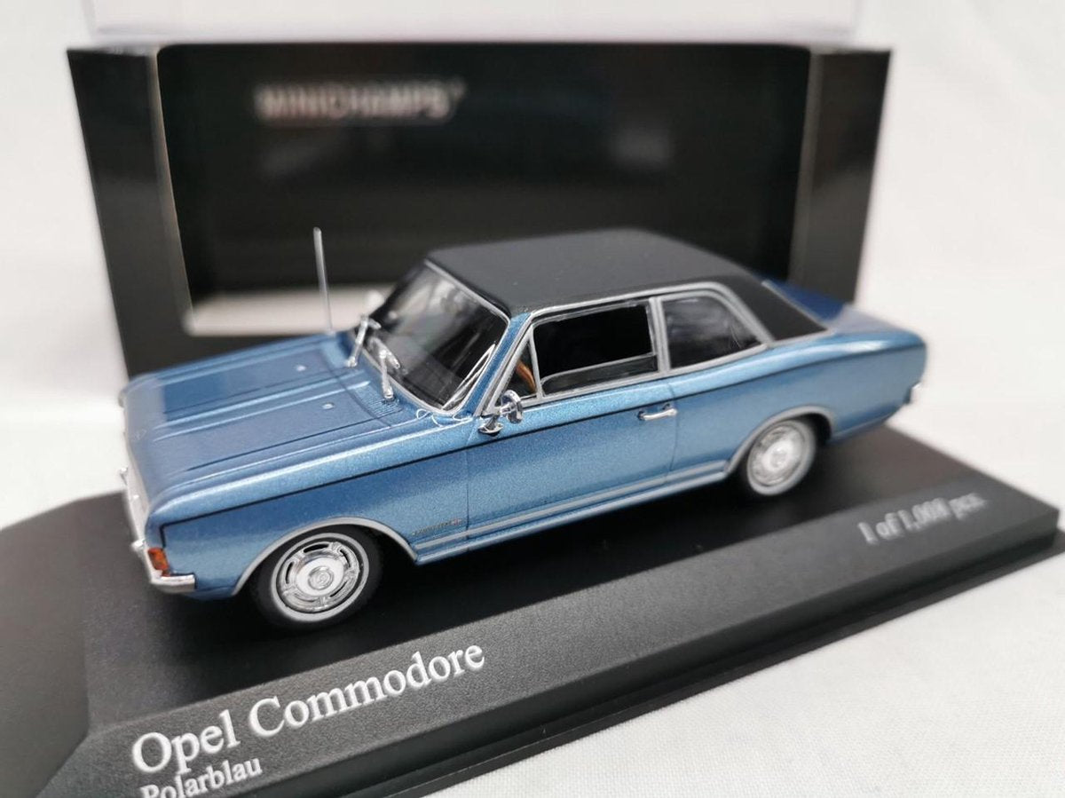 Opel Commodore 'A' 1966 - 1:43 -  Minichamps