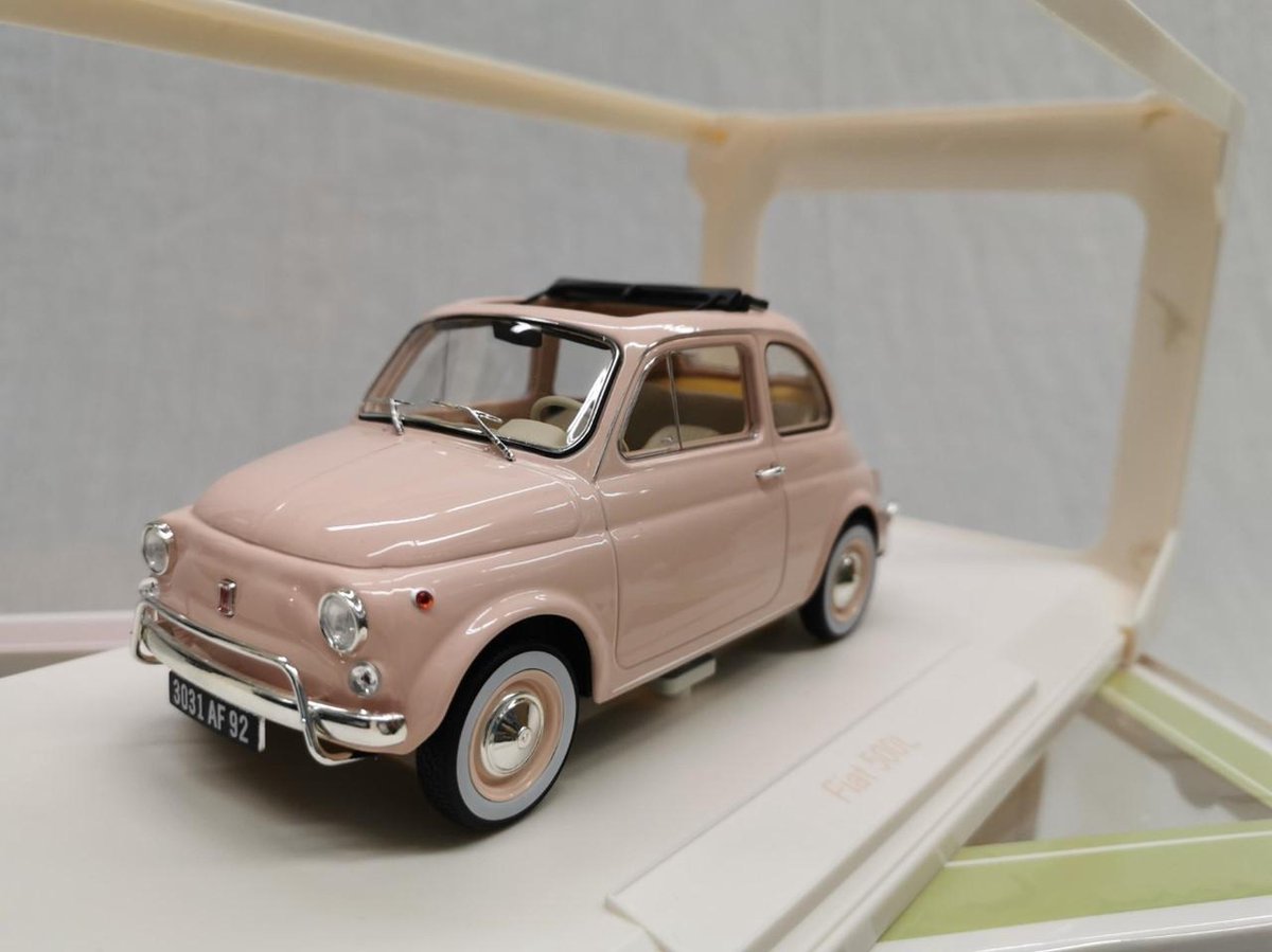 Fiat 500L 1968 1-18 Rose Norev Special Birth Pack