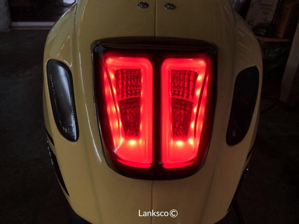 Vespa Sprint Primavera ledtube achterlicht smoke
