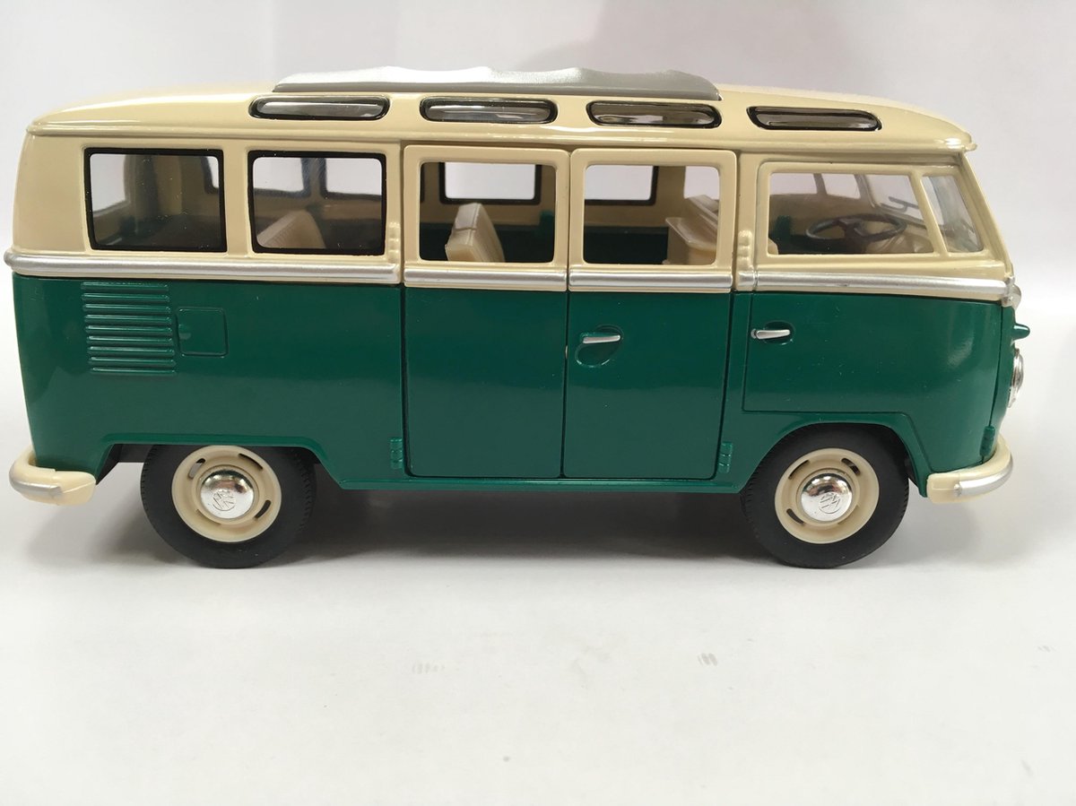 Kinsmart Volkswagen bus 1962
