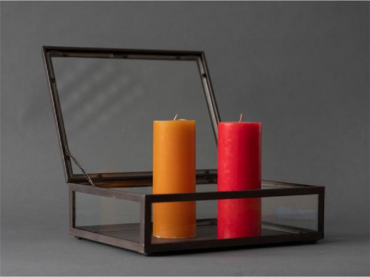L28 - Display case - plat - 36x27x11 CM