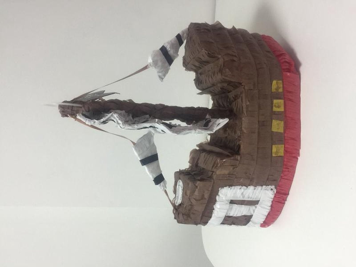 Showtime Pinata Schip 18X42X49Cm