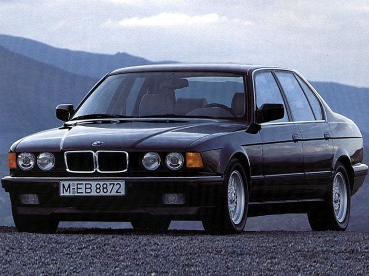 Minichamps BMW 730I (E32) 1986 Blauw Metallic 1:18 - Pre-Order