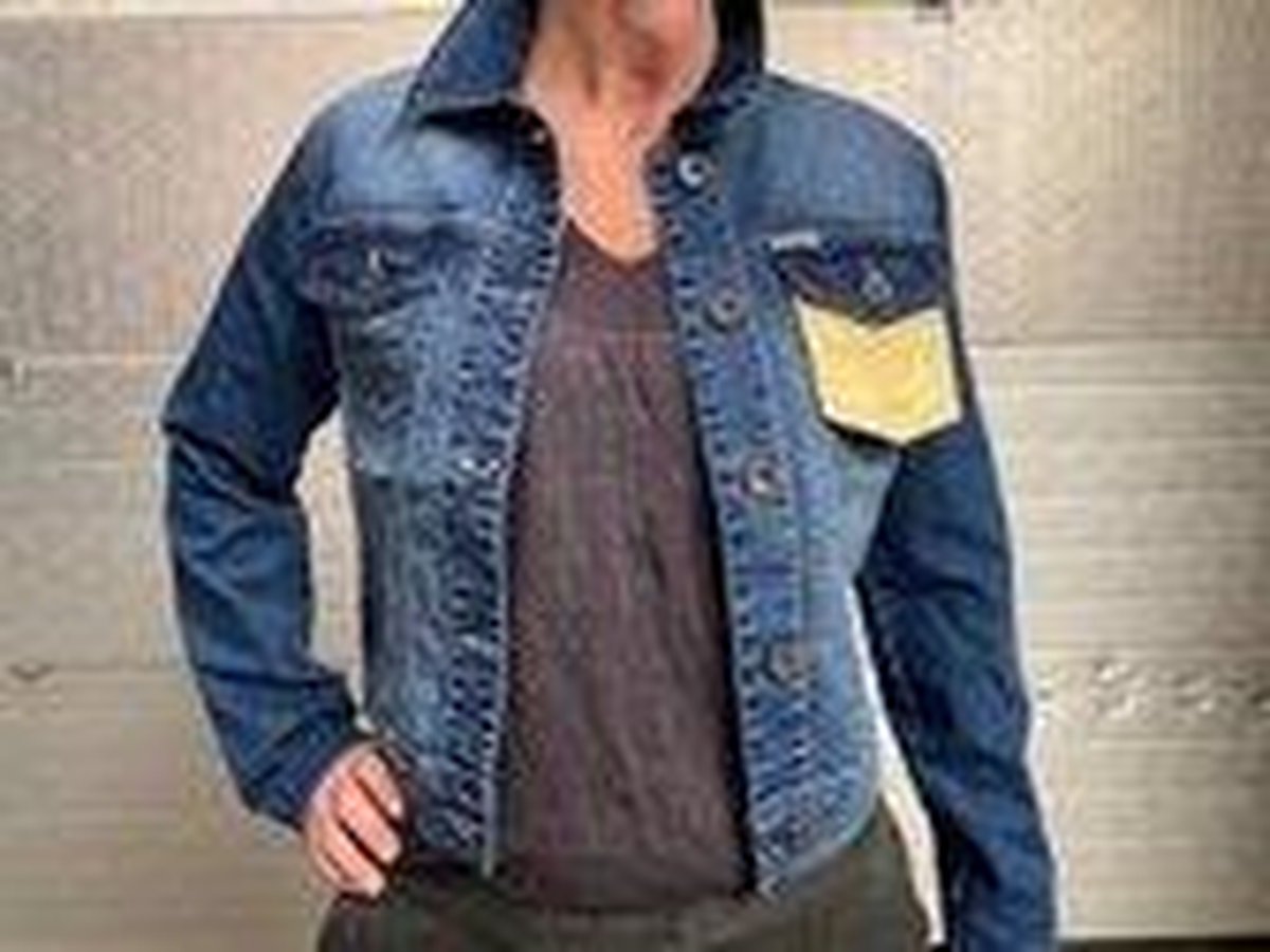 Maskovick Girls Jacket  Light Used S