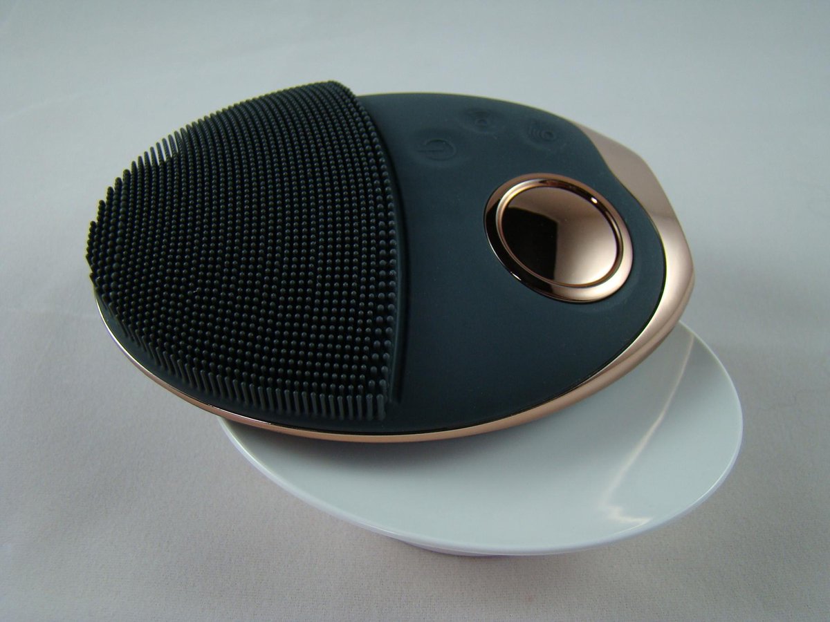 Elektrische Gezichtsreiniger  met Ledverlichting-Wireless Charging-waterproof-cleaning-alle huidtypen-gezichtsborstel-massage-spa-USB oplader-poriën scrubben-mee-eters-diepe reiniging-face brush