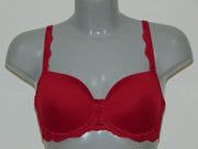 Triumph Amourette Rood - Voorgevormde bh Maat: 70B