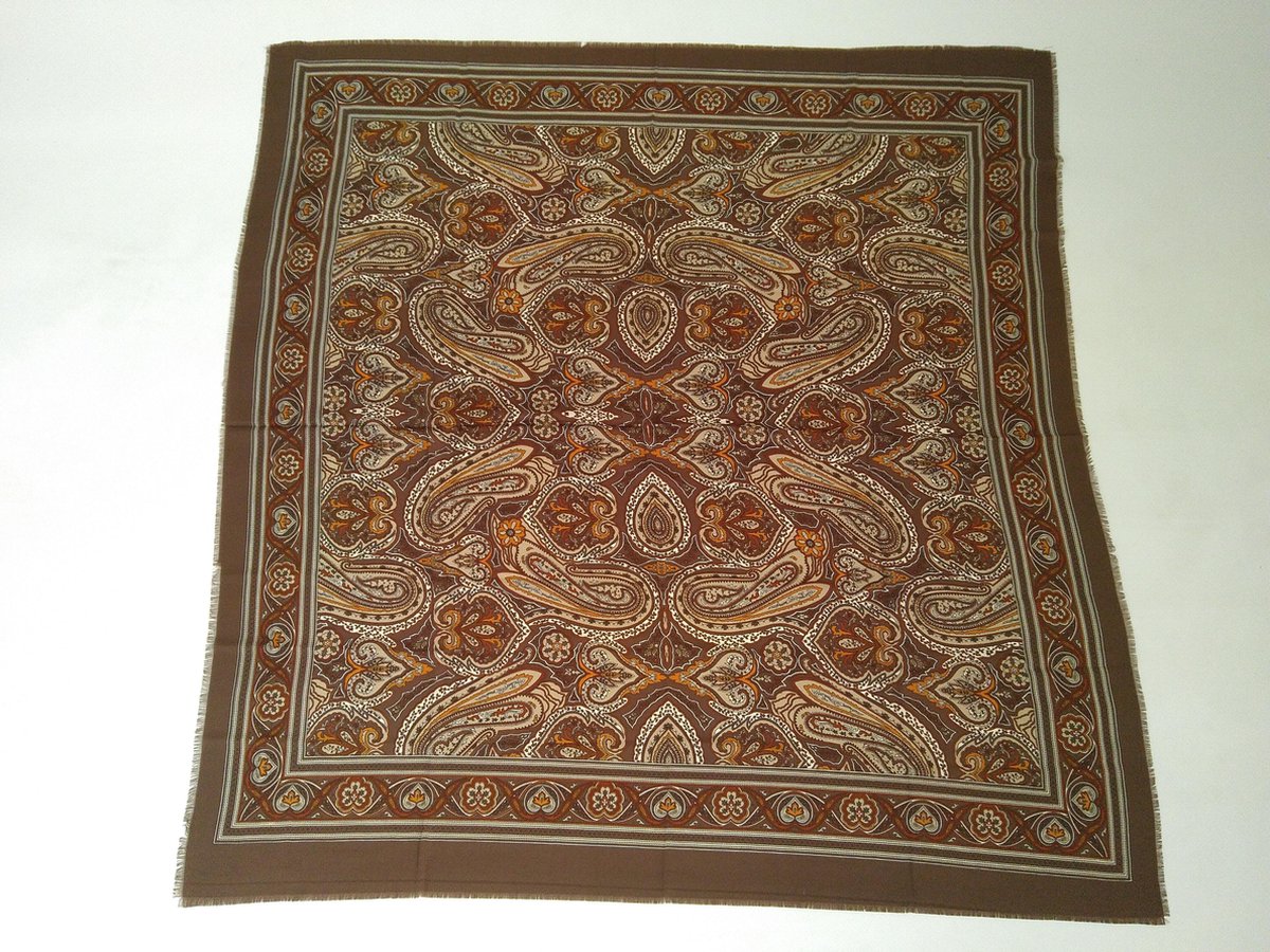 Sjaal E3 Polyester 120 cm op 120 cm made in Italy