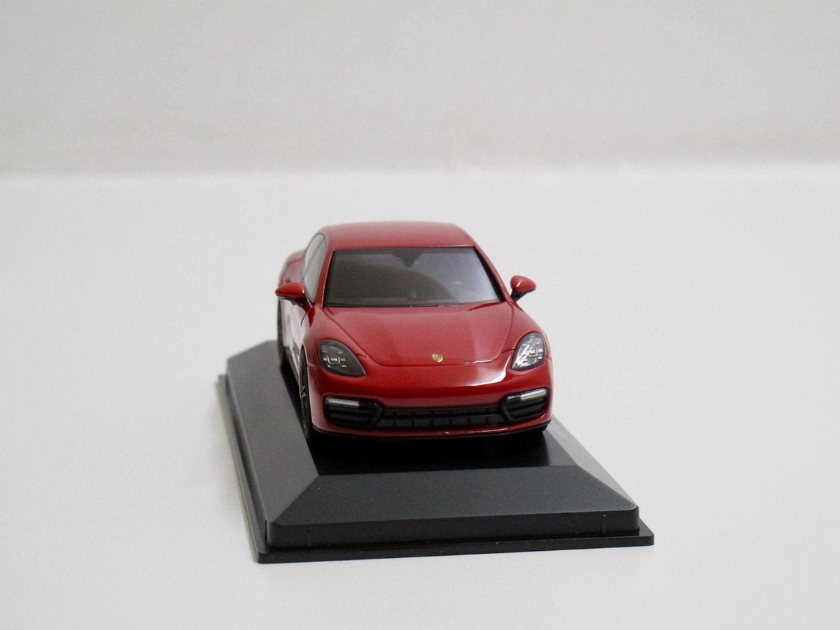 Herpa 1/43 Porsche Panamera GTS