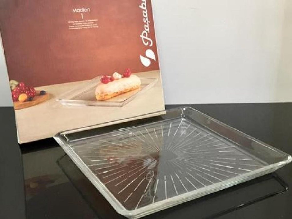 Pasabahce Madlen – Vierkant Dessertbord – 240 MM