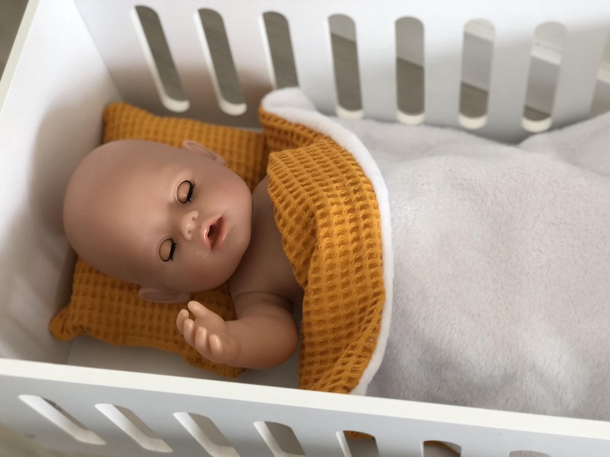 Poppendeken en kussen - poppenbeddengoed okergeel met welnessfleece