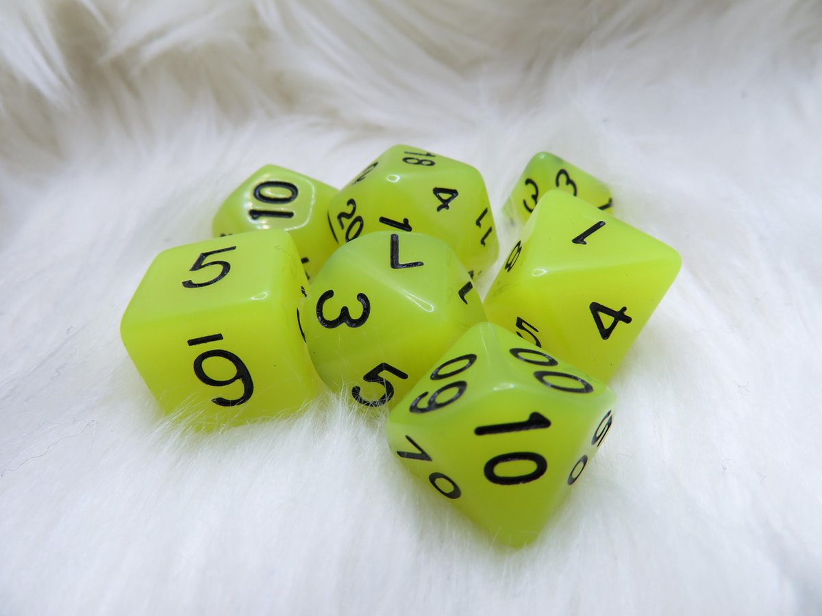 Polyset Dice | Dobbelstenen - Set Van 7 Stuks - Geel Glow in the Dark Zwart| Voor D&D en Andere Rollenspellen | Plastic Dobbelstenen Set voor Dungeons and Dragons | Polyhedral Dice Set