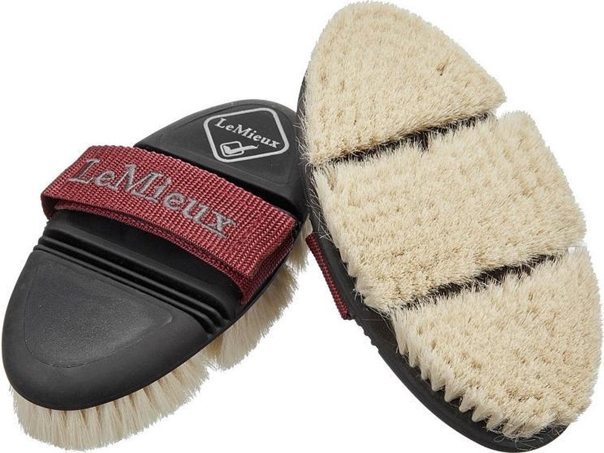 LeMieux Flexi goats hair brush