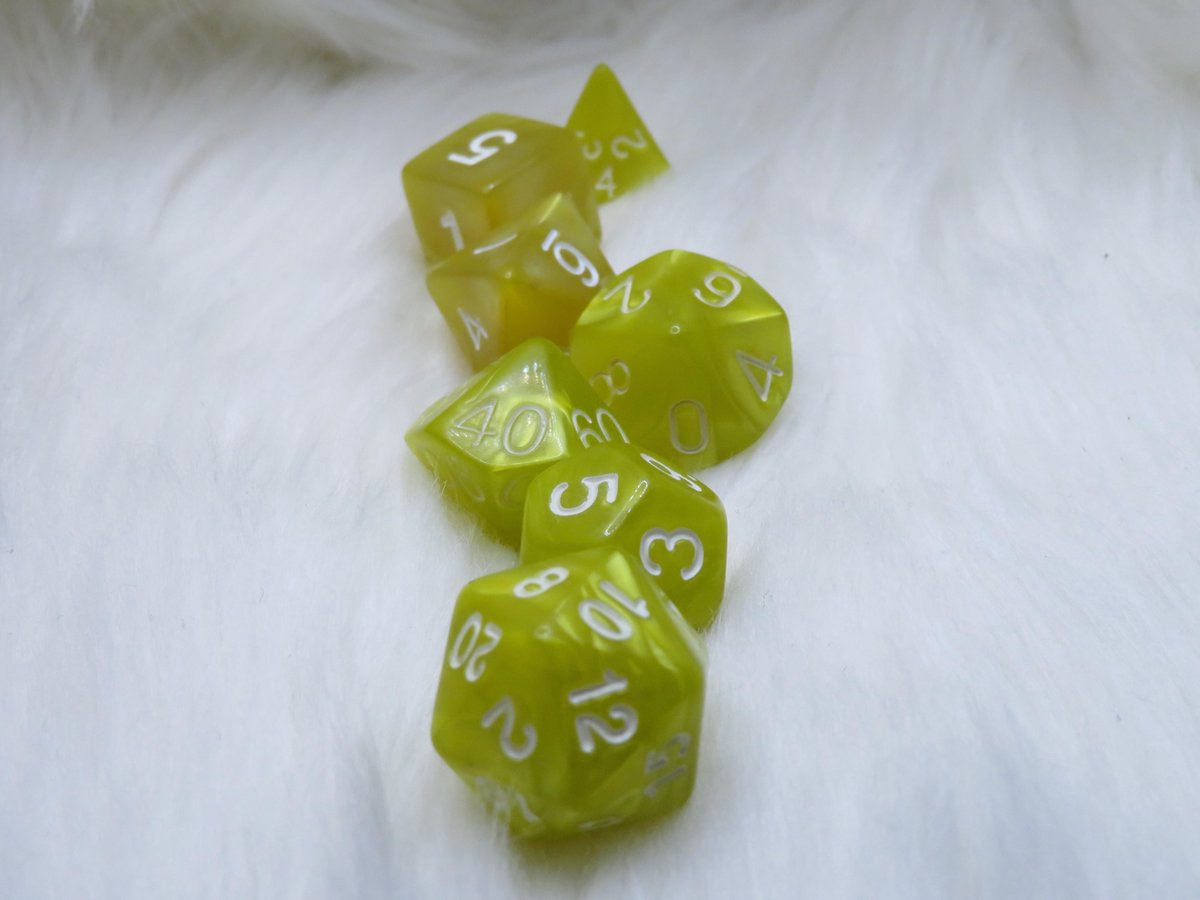 Polyset Dice | Dobbelstenen - Set Van 7 Stuks - Geel Marmer Parelmoer Wit | Voor D&D en Andere Rollenspellen | Plastic Dobbelstenen Set voor Dungeons and Dragons | Polyhedral Dice Set