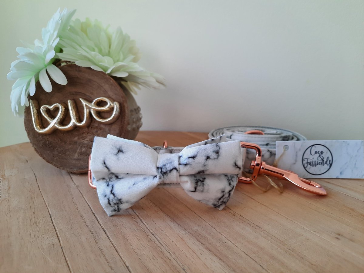 Marble - Honden halsband en leiband set met vlinderdas - Medium-Large - Coco&Furriends